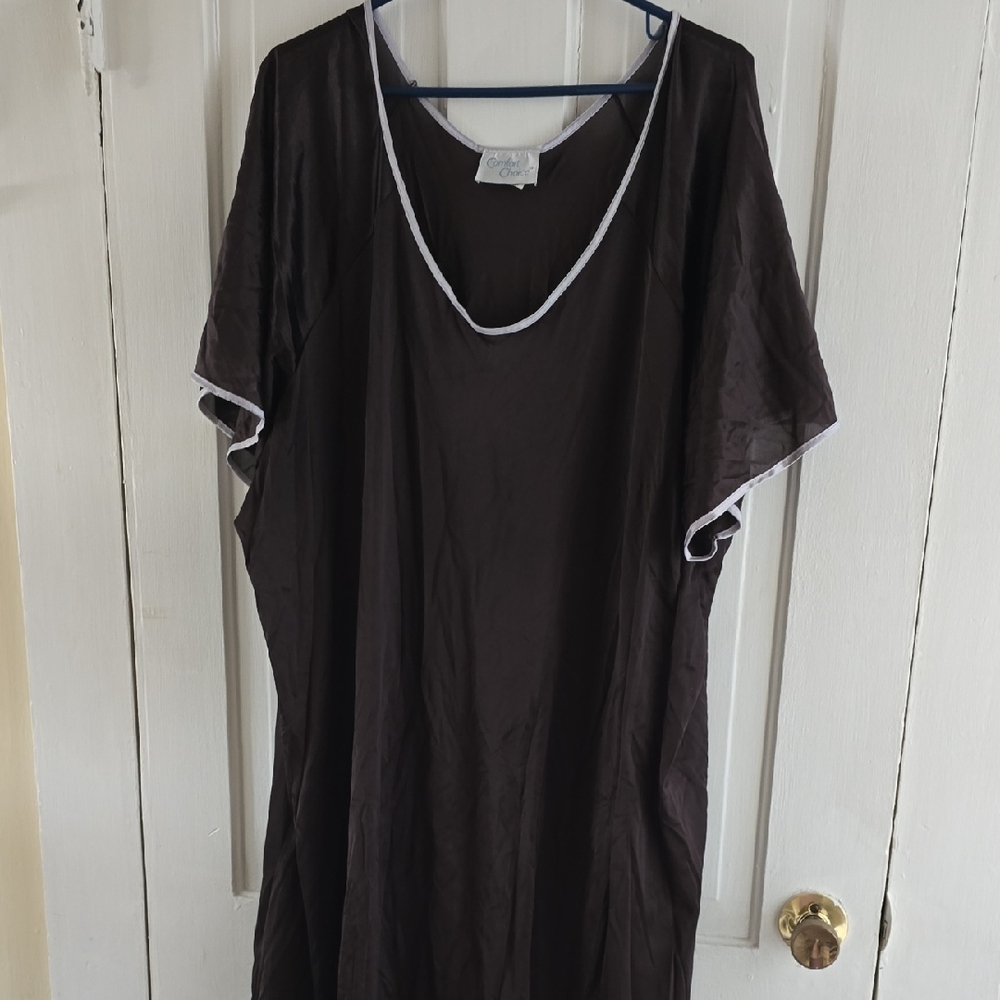 Black Nightgown with Blue Trim 034